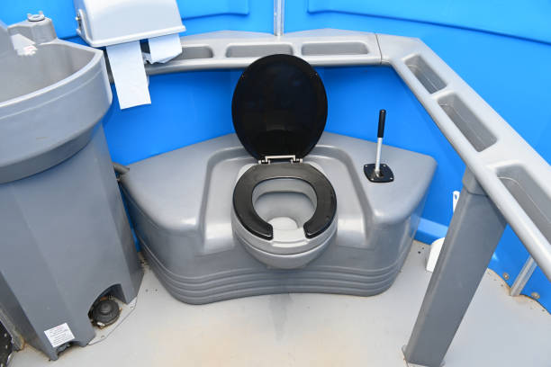 Best Luxury portable toilet rental  in Kenmore, WA